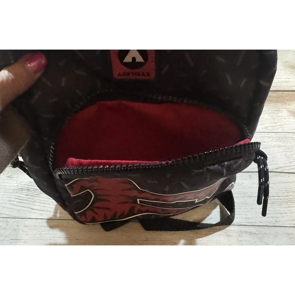 Airwalk Running Man Black & Red Small Bookbag Backpack GREAT DEAL TbH2